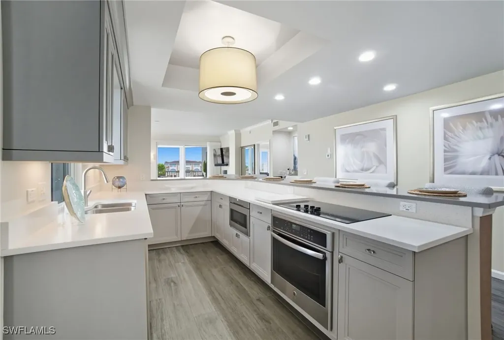 9790 Gulf Shore Drive Naples FL 34108