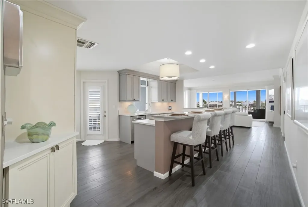 9790 Gulf Shore Drive Naples FL 34108