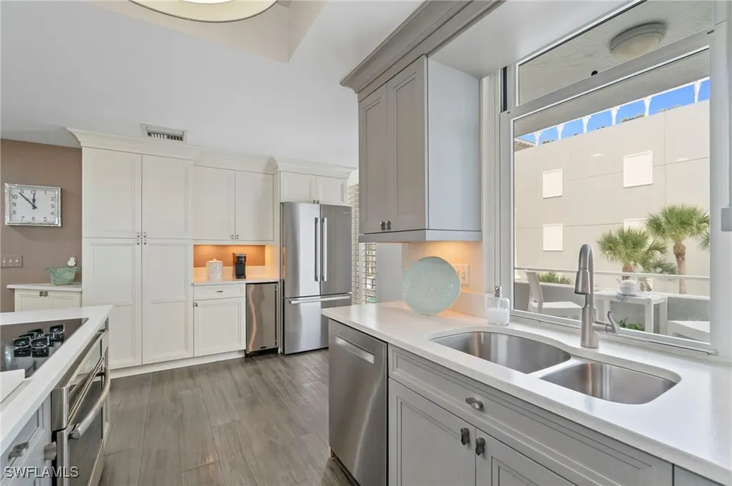 9790 Gulf Shore Drive Naples FL 34108