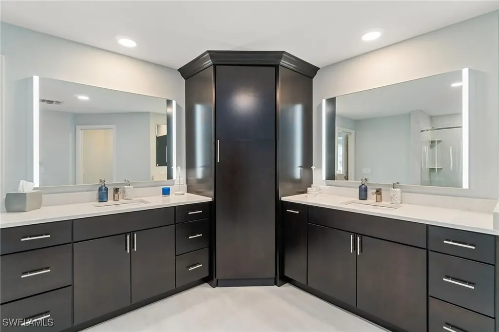 9790 Gulf Shore Drive Naples FL 34108