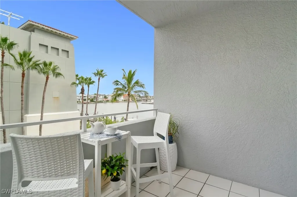 9790 Gulf Shore Drive Naples FL 34108