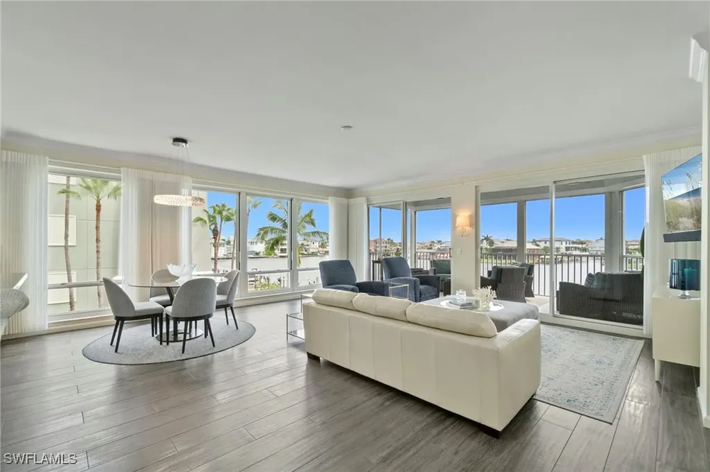 9790 Gulf Shore Drive Naples FL 34108