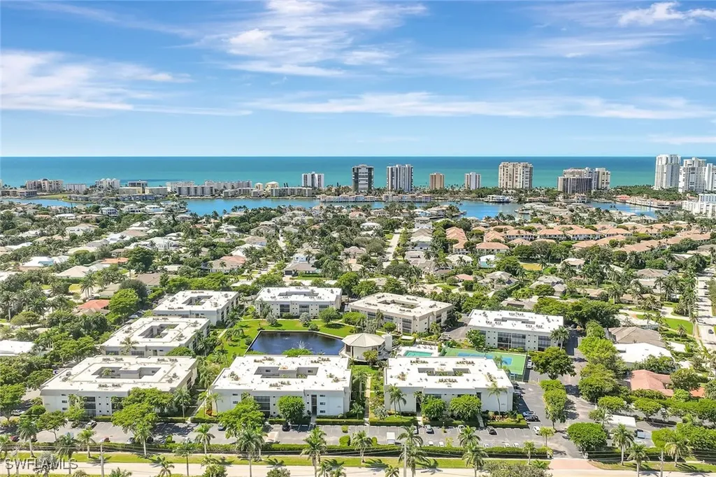 788 Park Shore Drive Naples FL 34103