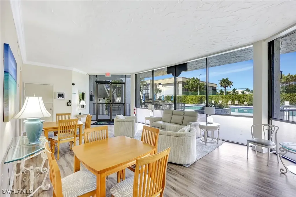788 Park Shore Drive Naples FL 34103