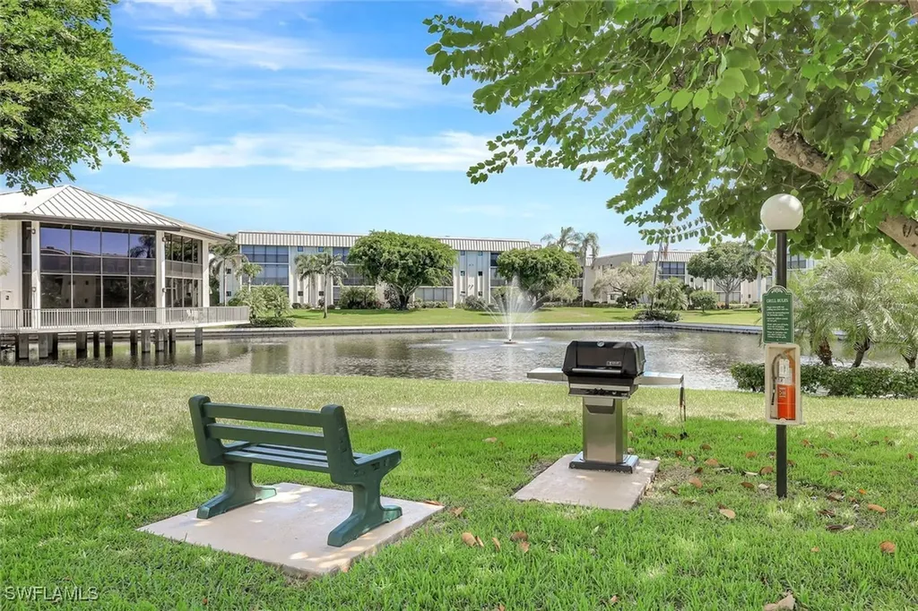 788 Park Shore Drive Naples FL 34103