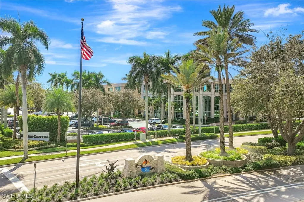 788 Park Shore Drive Naples FL 34103