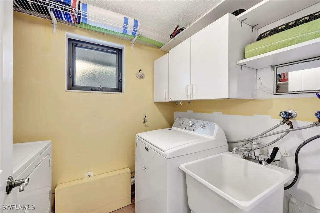 788 Park Shore Drive Naples FL 34103