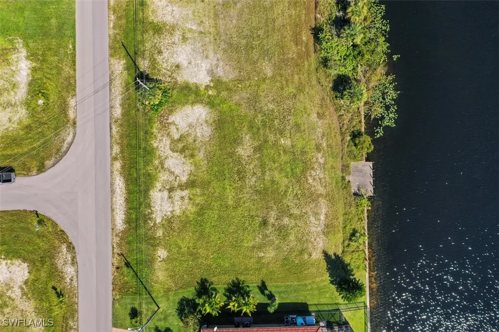 2700 NW 14th Terrace Cape Coral FL 33993