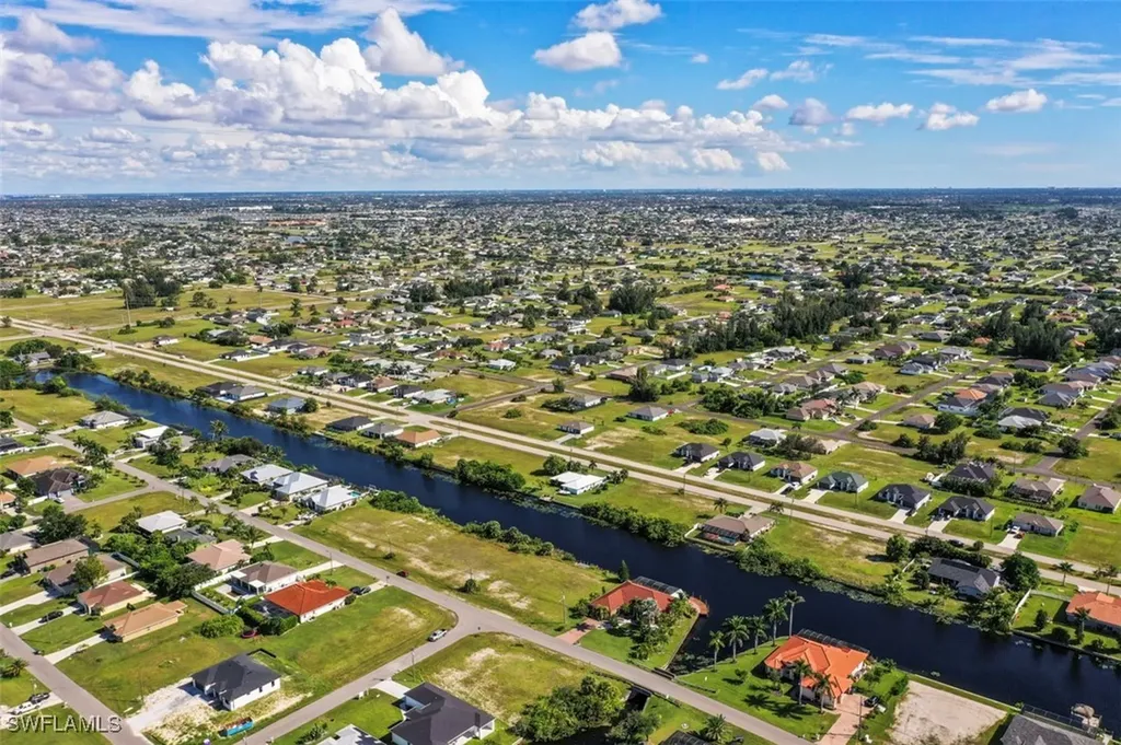 2700 NW 14th Terrace Cape Coral FL 33993