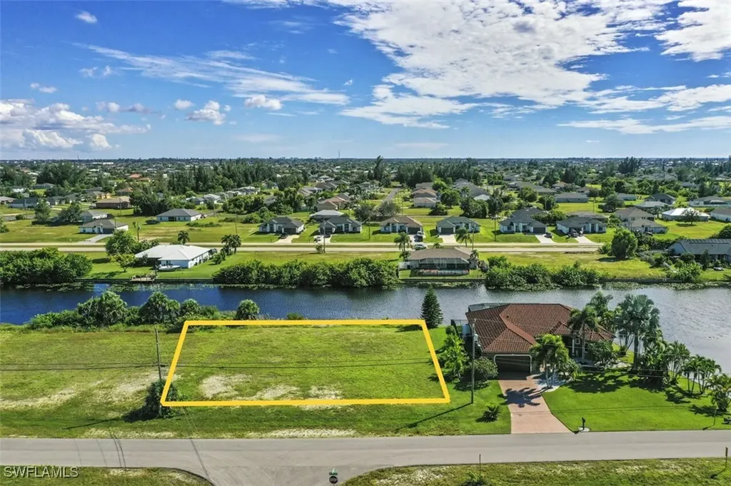 2700 NW 14th Terrace Cape Coral FL 33993