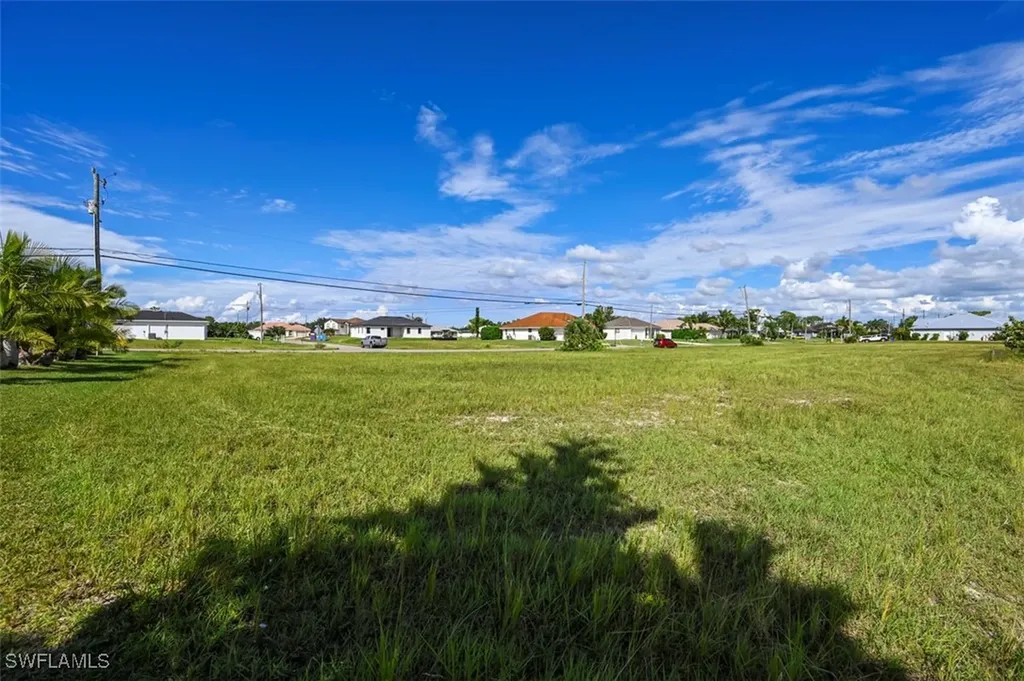 2700 NW 14th Terrace Cape Coral FL 33993