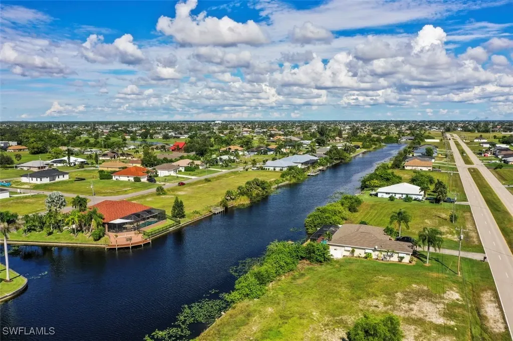 2700 NW 14th Terrace Cape Coral FL 33993