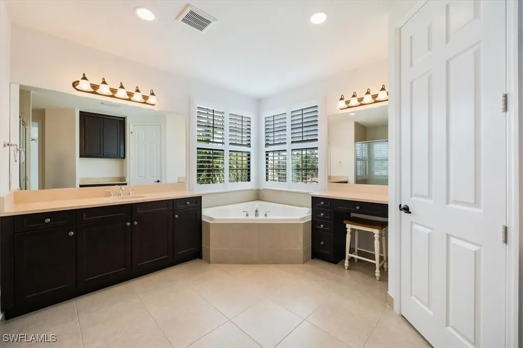 13800 Luna Drive Naples FL 34109