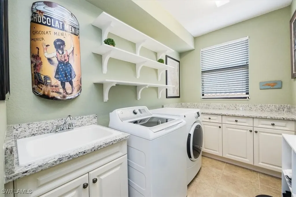 13800 Luna Drive Naples FL 34109