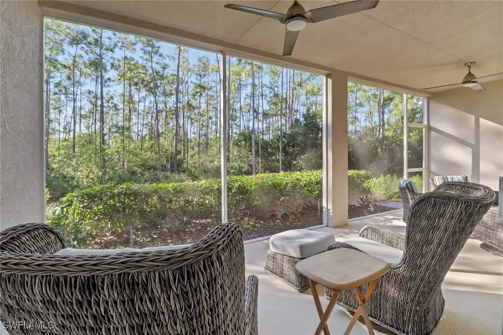 6973 Avalon Circle Naples FL 34112