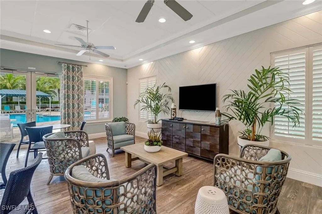 6973 Avalon Circle Naples FL 34112