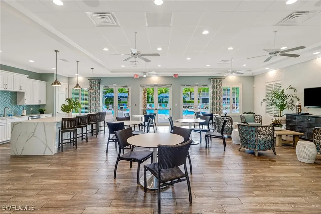 6973 Avalon Circle Naples FL 34112