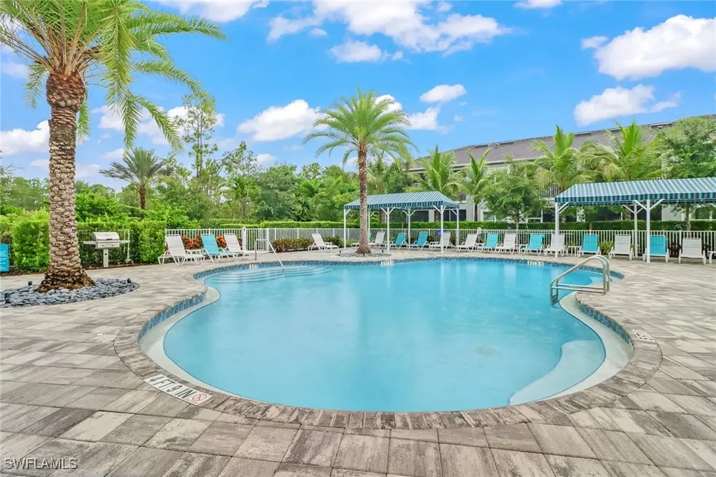 6973 Avalon Circle Naples FL 34112