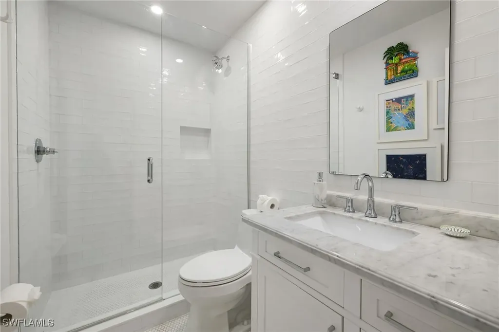 4006 Crayton Road Naples FL 34103