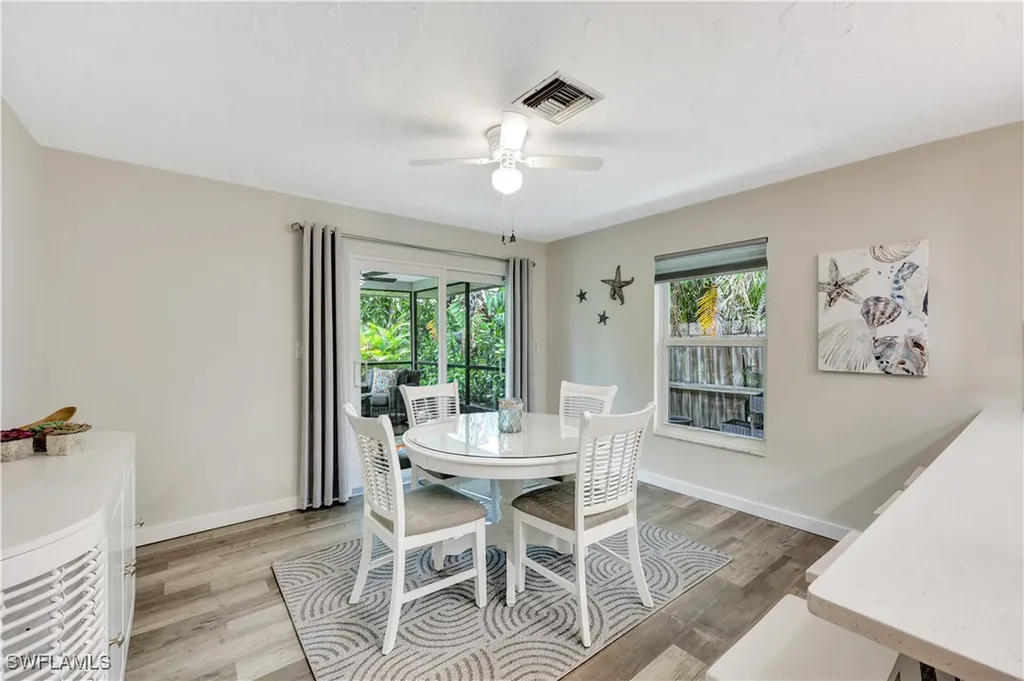 532 99th Avenue N Naples FL 34108