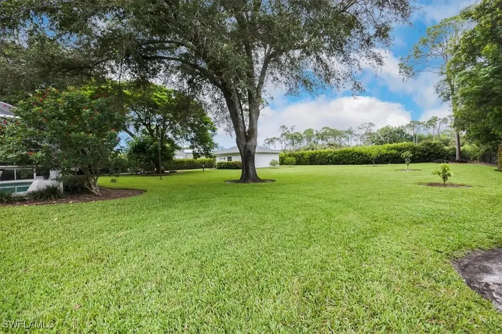5520 Cynthia Lane Naples FL 34112