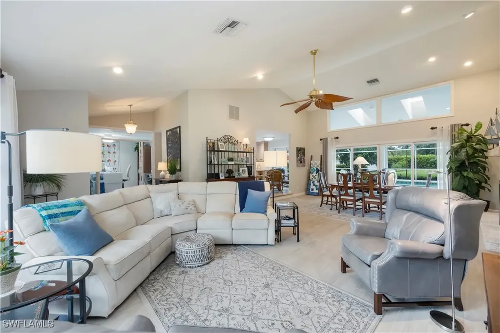 5520 Cynthia Lane Naples FL 34112