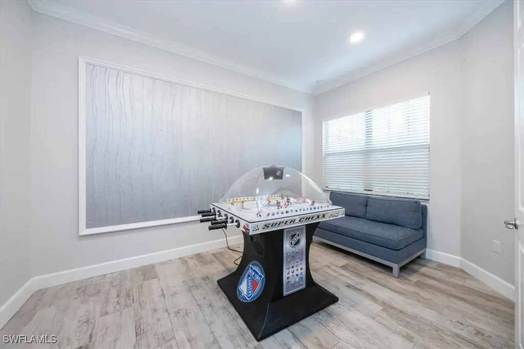13504 Mandarin Circle Naples FL 34109