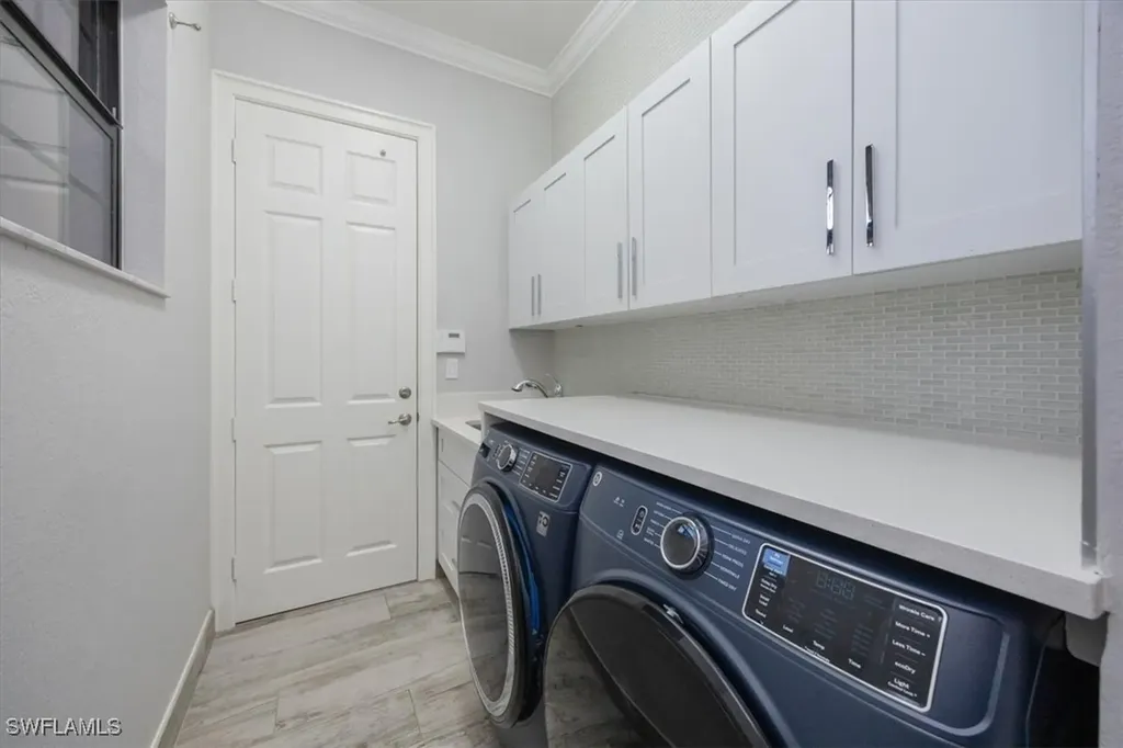 13504 Mandarin Circle Naples FL 34109