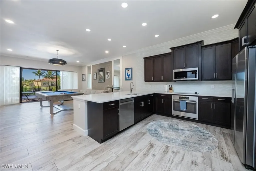 13504 Mandarin Circle Naples FL 34109