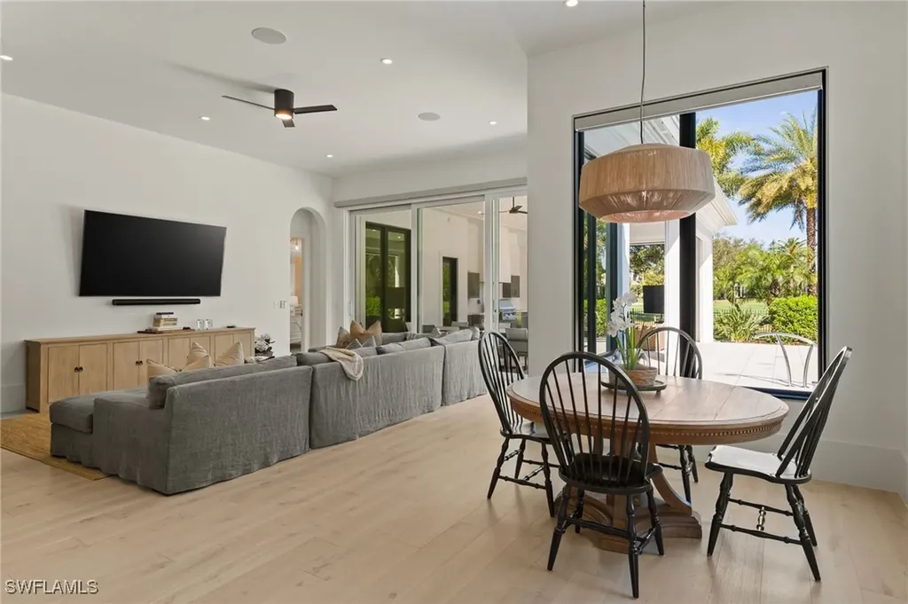 6441 Highcroft Drive Naples FL 34119