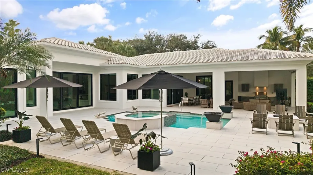 6441 Highcroft Drive Naples FL 34119