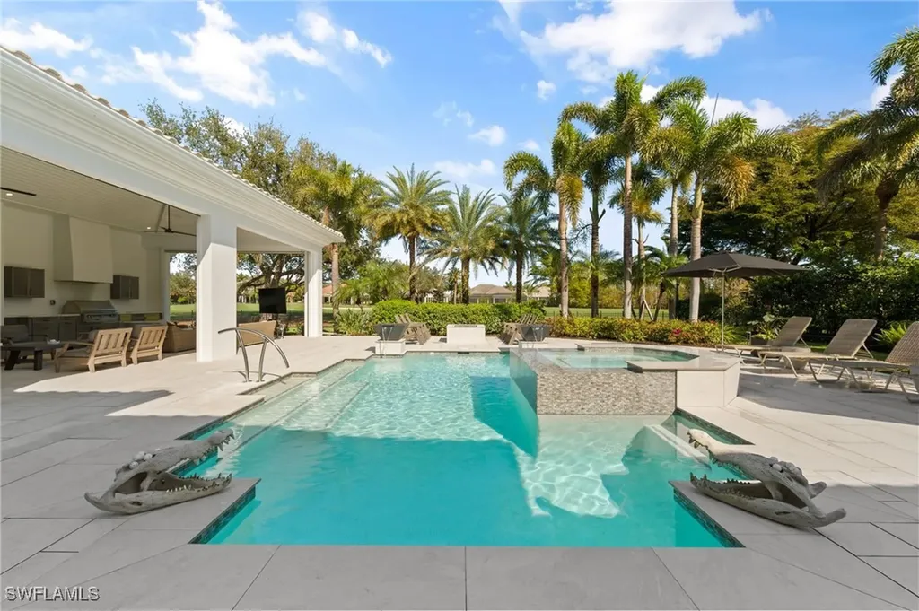 6441 Highcroft Drive Naples FL 34119