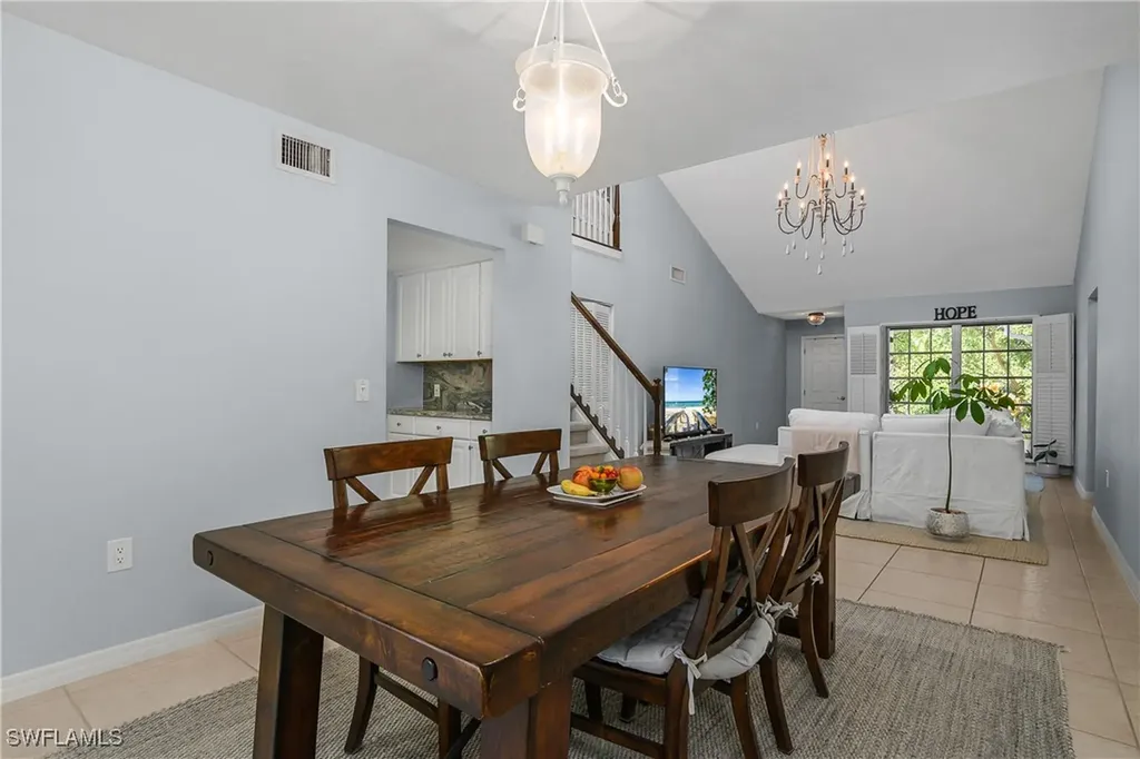 4728 West Boulevard Naples FL 34103