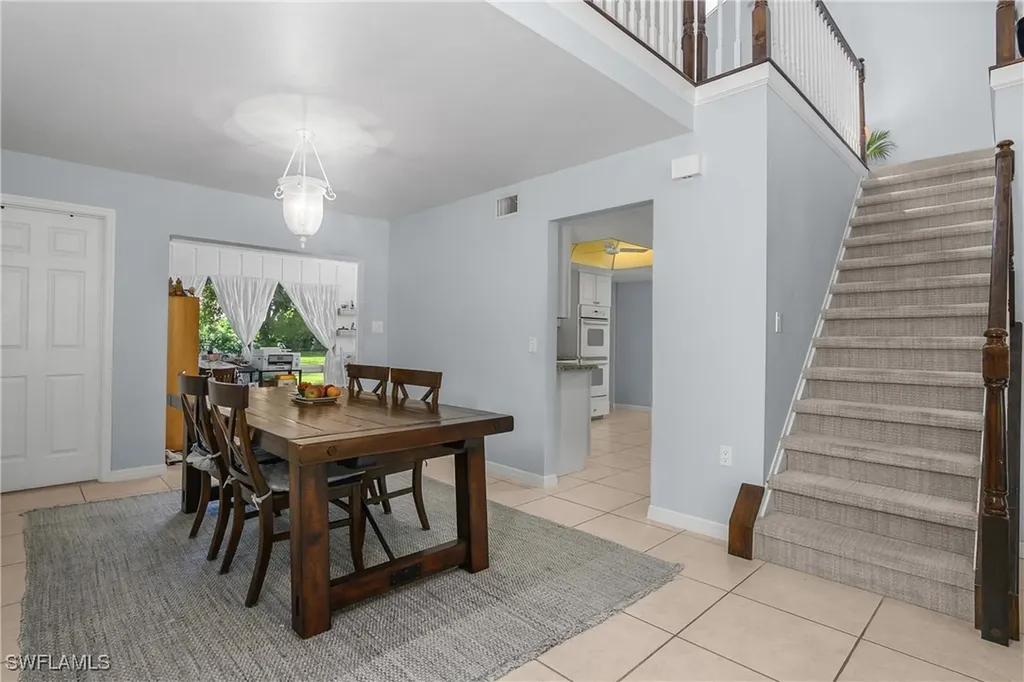 4728 West Boulevard Naples FL 34103