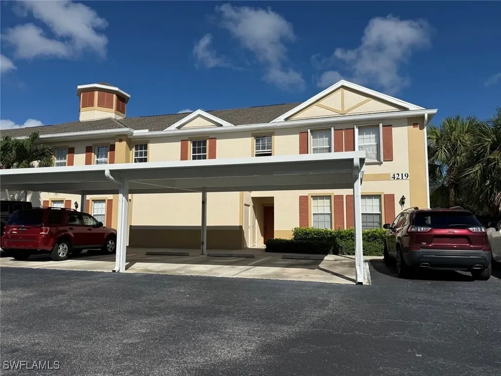 4219 Liron Avenue Fort Myers FL 33916