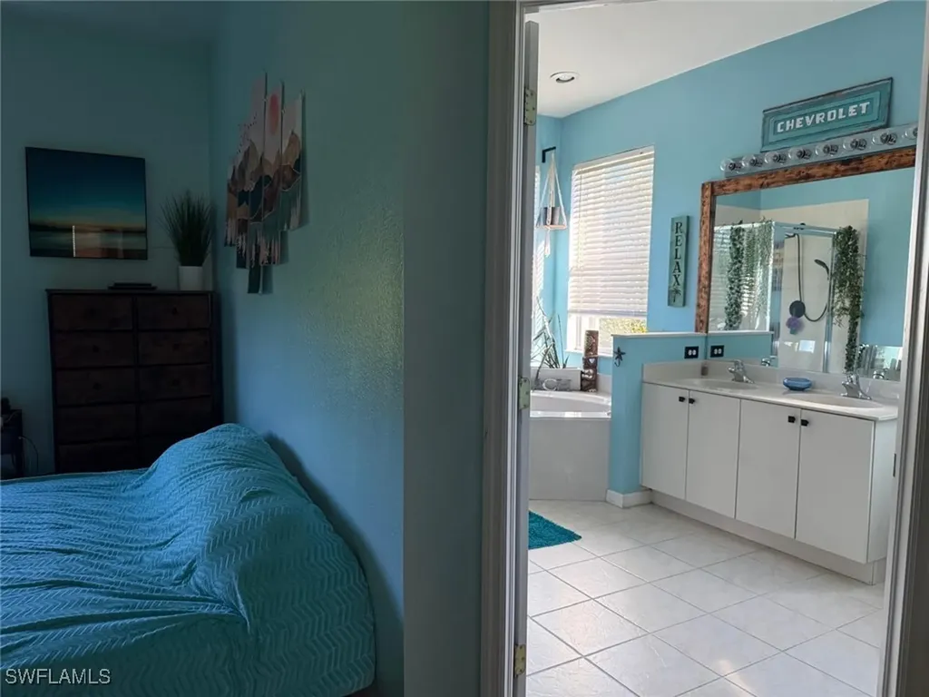 4219 Liron Avenue Fort Myers FL 33916
