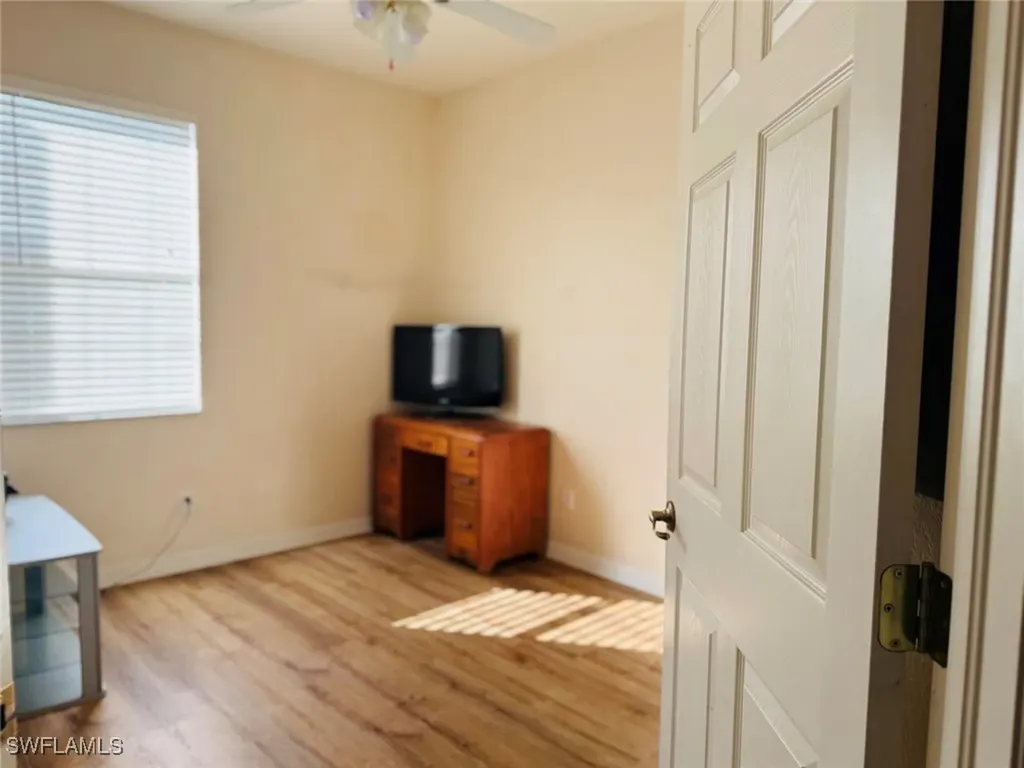 4219 Liron Avenue Fort Myers FL 33916