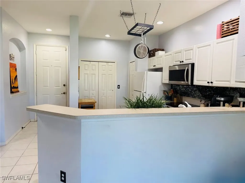 4219 Liron Avenue Fort Myers FL 33916