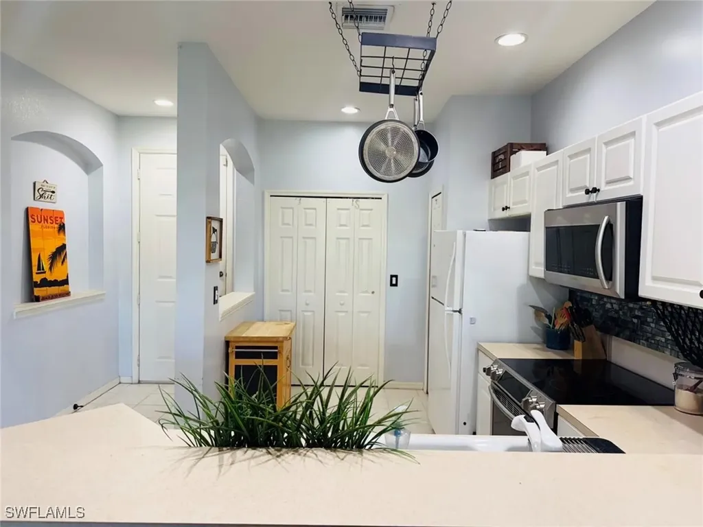 4219 Liron Avenue Fort Myers FL 33916
