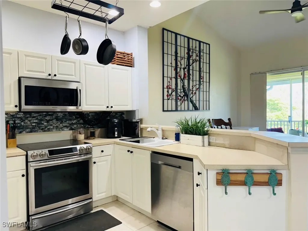 4219 Liron Avenue Fort Myers FL 33916