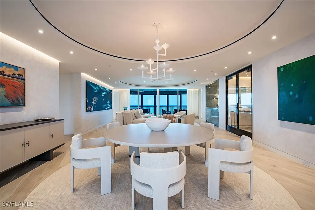 8665 Bay Colony Drive Naples FL 34108