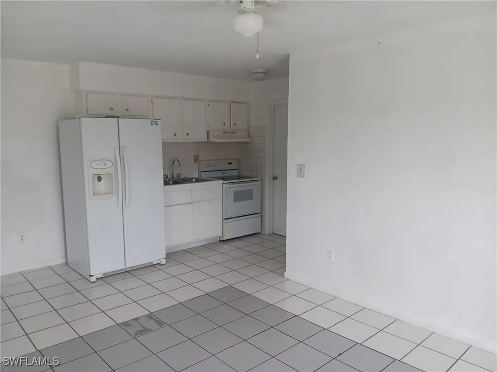 10710 Rosemary Drive Bonita Springs FL 34135
