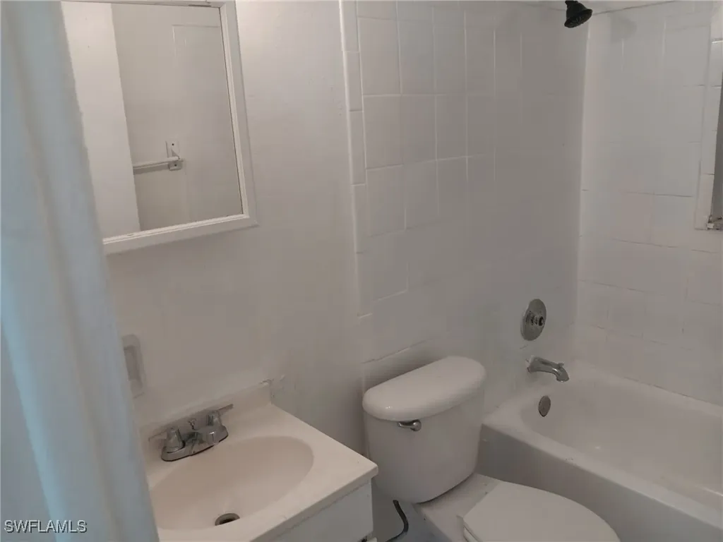 10710 Rosemary Drive Bonita Springs FL 34135
