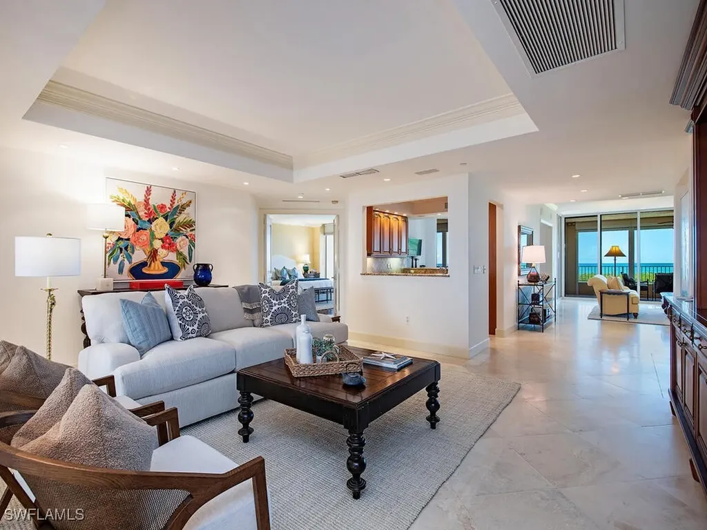 6597 Nicholas Boulevard Naples FL 34108