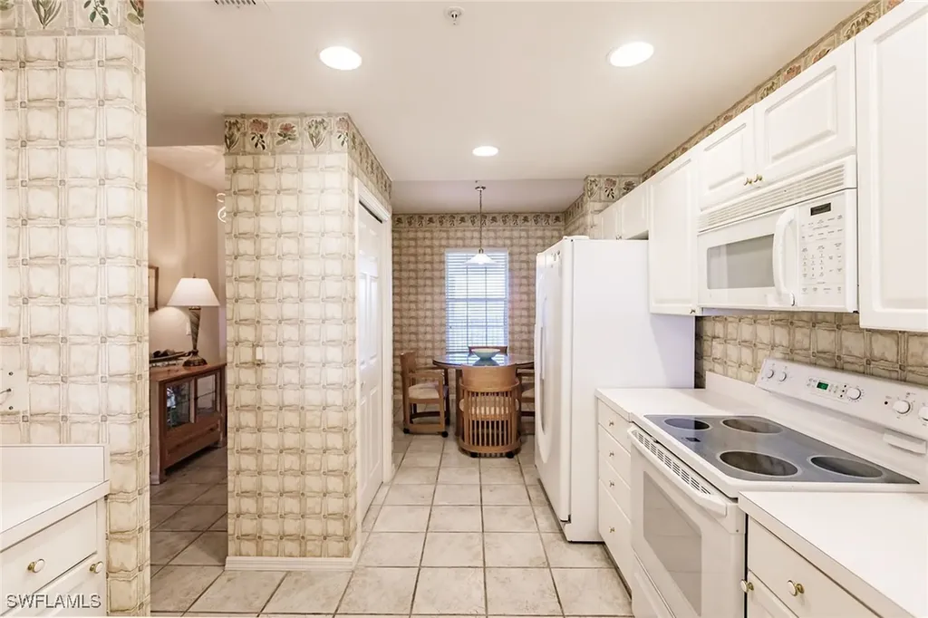 4120 Bayhead Drive Bonita Springs FL 34134