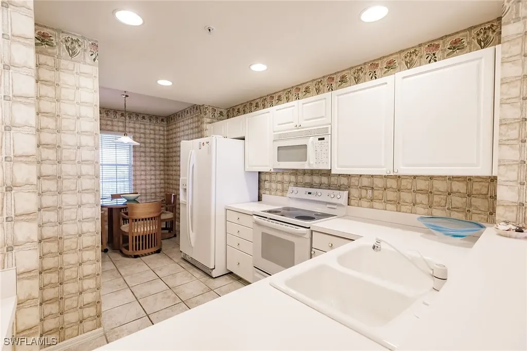 4120 Bayhead Drive Bonita Springs FL 34134