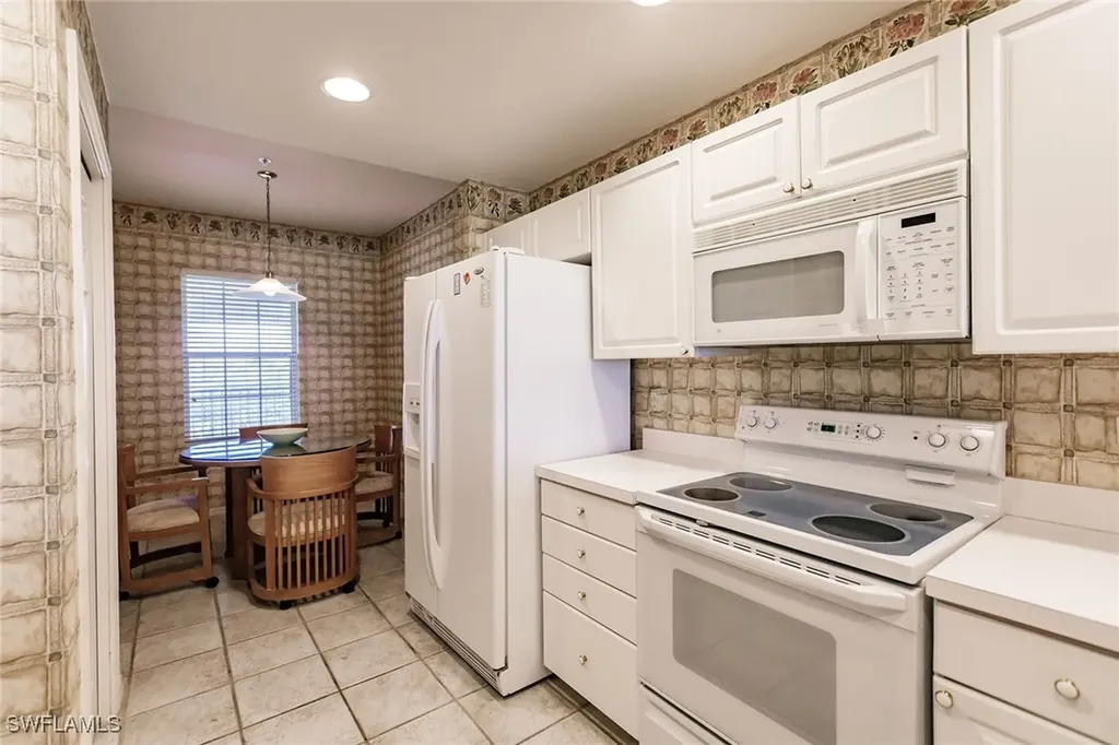 4120 Bayhead Drive Bonita Springs FL 34134