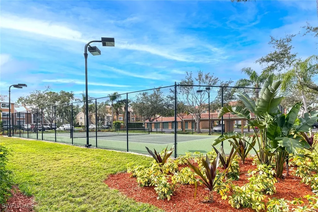 1265 Wildwood Lakes Boulevard Naples FL 34104