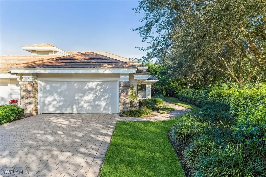 6652 Trident Way Naples FL 34108