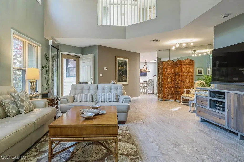 6652 Trident Way Naples FL 34108